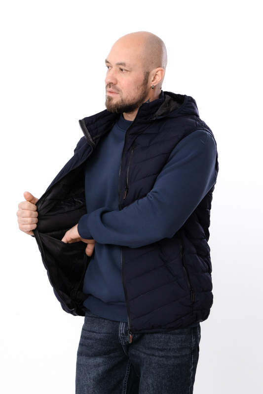 Жилетка чоловіча